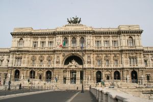 Obbligo consulenza - Sentenza 8412/2015 corte di cassazione