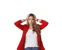 Business continuity aziendale: imprenditrice analizza i rischi aziendali per garantire la continuità operativa