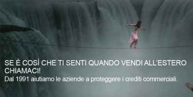 Espandersi in nuovi mercati - Donna su fune metafora rischio di vendere all'estero.