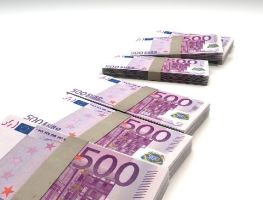 Pagamento bonus o vincite: mazzette di banconote simbolo di premi sportivi assicurati con polizza parametrica